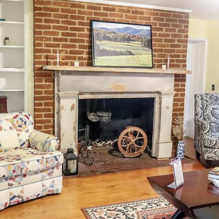 Early Inn At The Grove Rocky Mount Екстер'єр фото