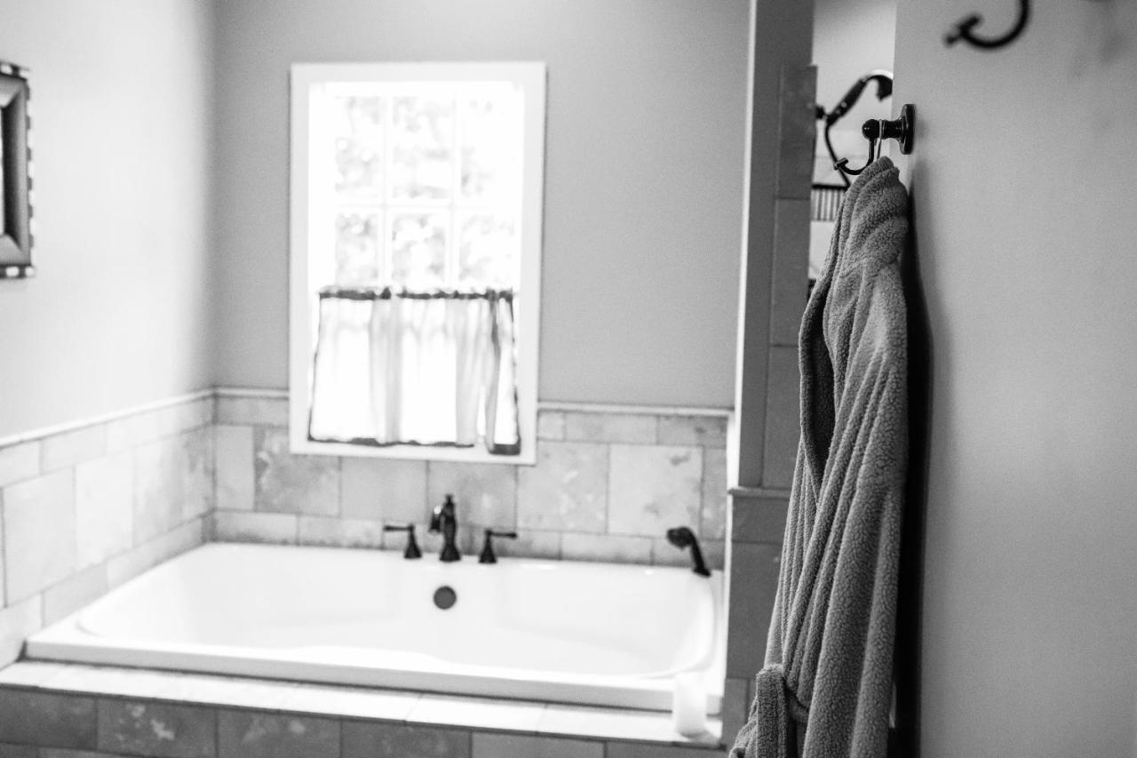Early Inn At The Grove Rocky Mount Екстер'єр фото