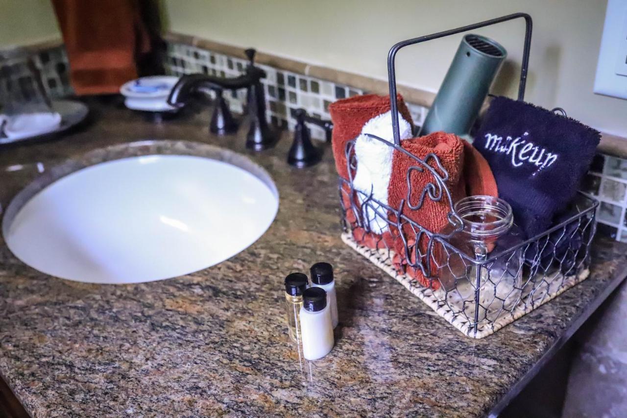 Early Inn At The Grove Rocky Mount Екстер'єр фото